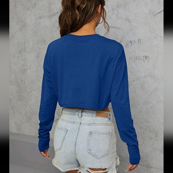 Shein Cropped Long sleeve - Picture 2 of 5